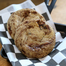 Load image into Gallery viewer, 6 Quarter Pound Vegan Brownie Swirl Cookies