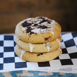 Foxship Bakery Vegan Cookies & Cream Cookies